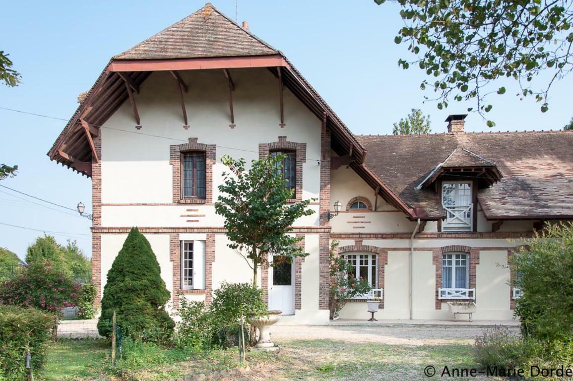 Maison Lalongere Longueville  Buitenkant foto